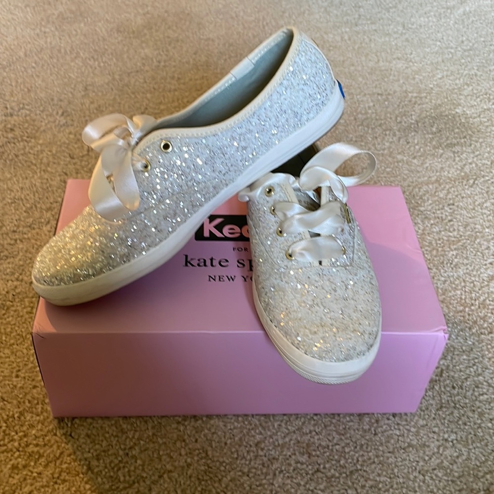 Sparking Fashion Sneakers